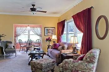 Annabelle Bed & Breakfast-3